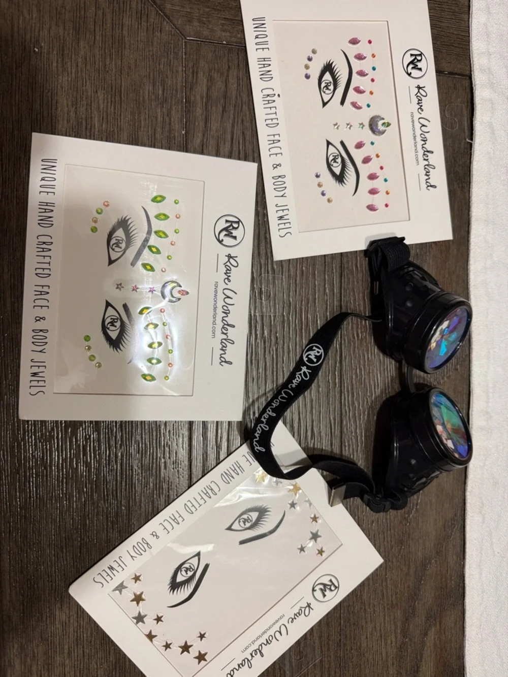 WONDERLAND Black Holographic Festival Goggles with Multicolor Face & Body Jewels